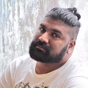 Meet your Posher, Keenan